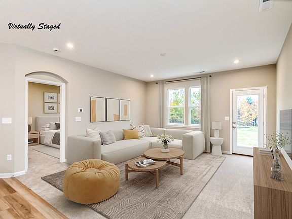 4th image of 10309 Gateway Dr