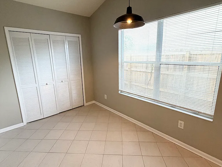 14174 Hampton Falls Dr N — Photo 39