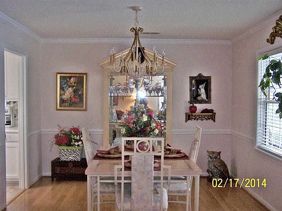 3rd image of 210 Doral Ct