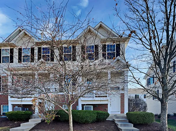 3832 Bailey Rd, Yorkville, IL 60560