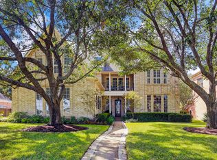 7418 Greatwood Lake Dr, Sugar Land, TX 77479