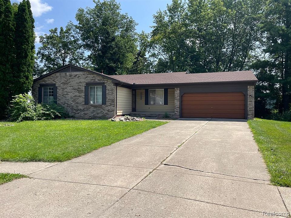 23600 Torrey St Armada MI 48005 Zillow