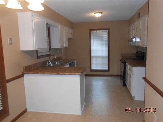 4th image of 6838 Gilford Dr