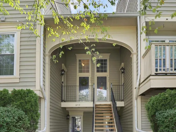 8218 Winstead Pl APT 202, Manassas, VA 20109