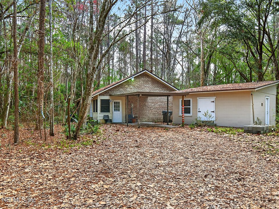 1st image of 44561 WOODLAND CIR Circle