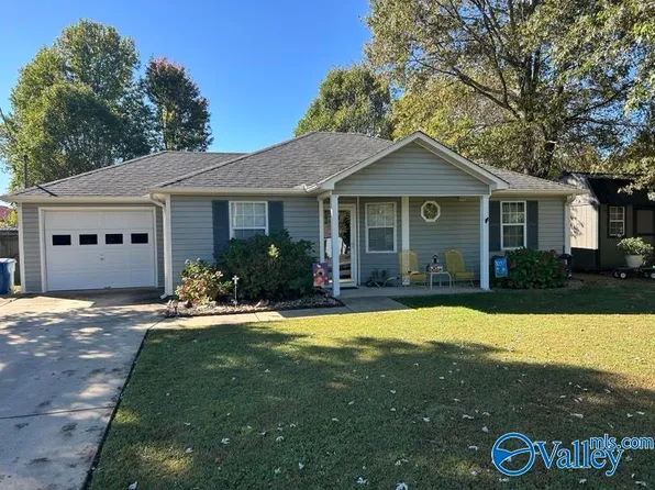 81 Southern Meadows Dr, Boaz, AL 35957