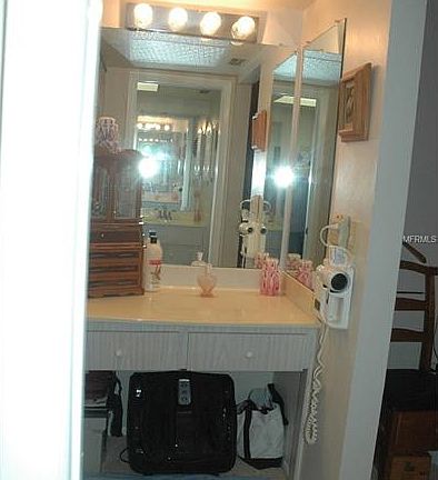 5th image of 5821 Pine Ln