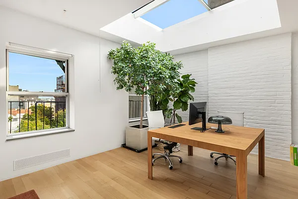 Sold by Douglas Elliman | media 17