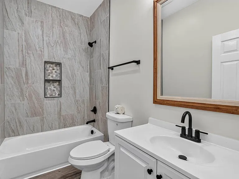 1908 McCallie Ave #1 — Photo 8