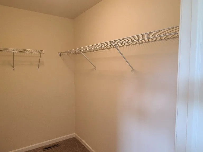 567 Brook Shire Ct — Photo 4