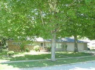 702 E Pennsylvania Ave, Urbana, IL