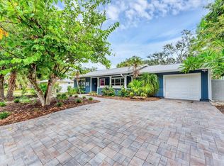 121 32nd St W, Bradenton, FL 34205