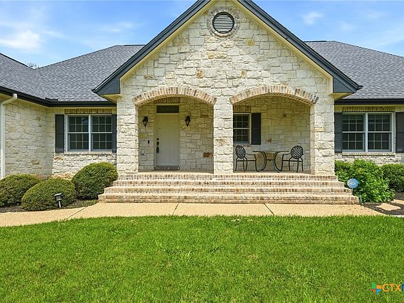 3rd image of 2000 Fountainwood Dr