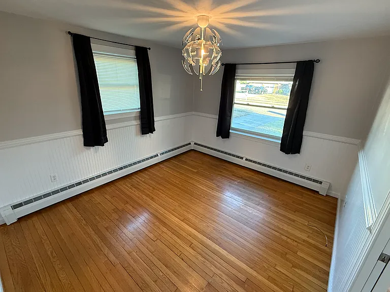 205 E McGinnis Cir — Photo 7