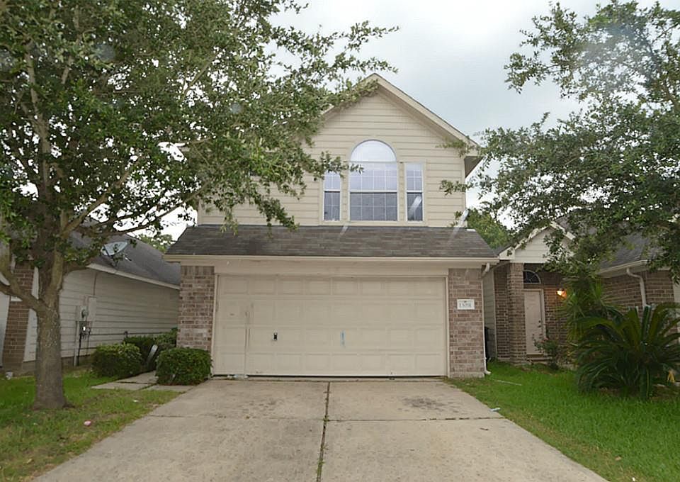 1st image of 13031 Garlenda Ln