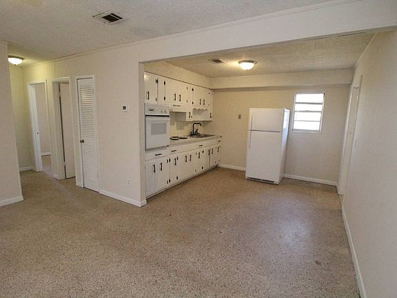 5th image of 8610 Figland Ave #A