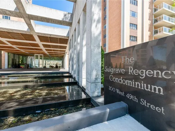 221 W 48th St APT 905, Kansas City, MO 64112