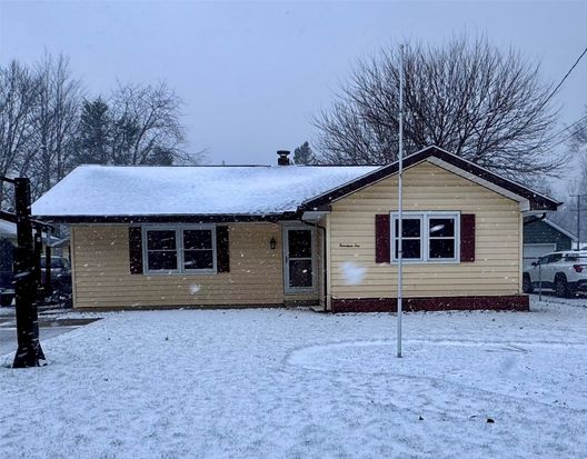 1410 Hartt Rd, Erie, PA 16505
