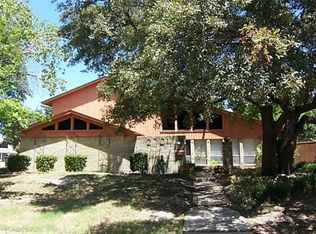 2701 Peach Tree Dr, Carrollton, TX 75006