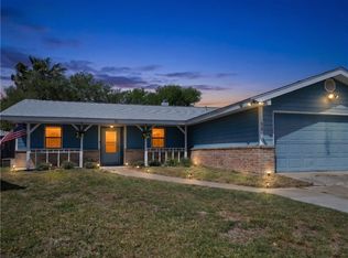 910 Twite Cir, Corpus Christi, TX 78418