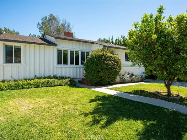 5840 Allott Ave, Van Nuys, CA 91401