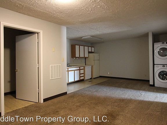 3rd image of 1711 W University Ave