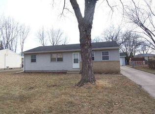 2321 Wood Dr, Beloit, WI 53511