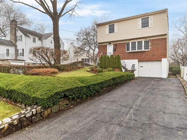 5 Nostrand Place, Yonkers, NY 10701