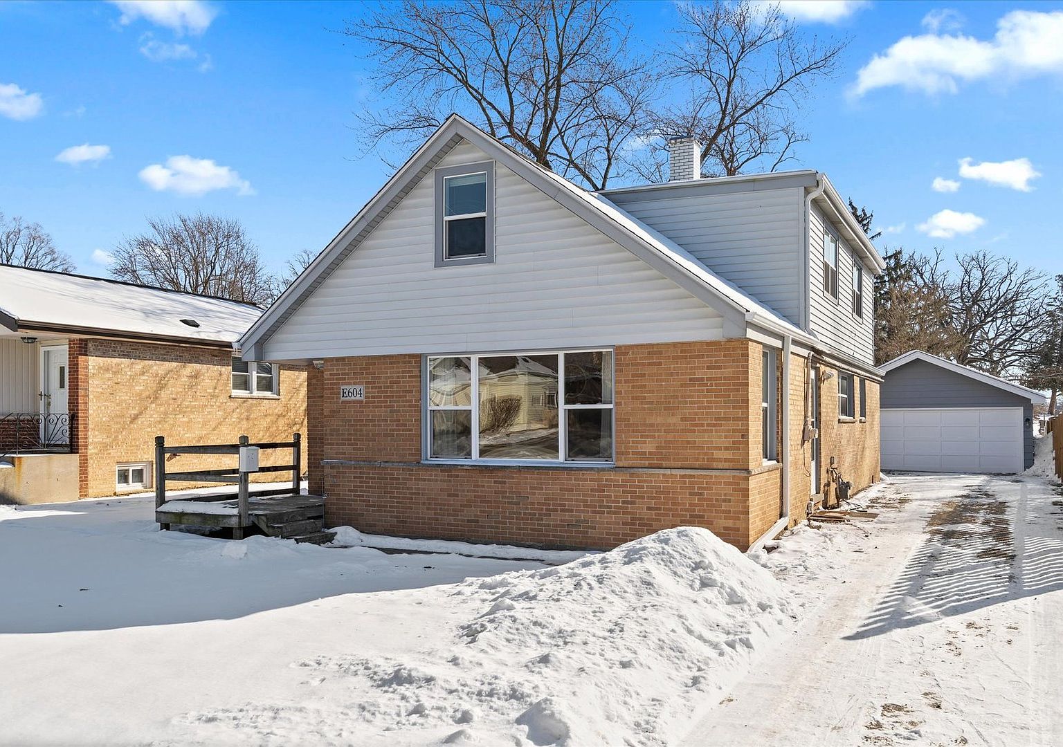 604 E Grand Lake Blvd, West Chicago, IL 60185 Zillow
