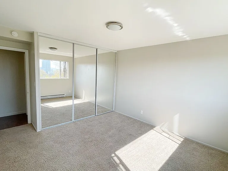 2020 Building — Photo 57