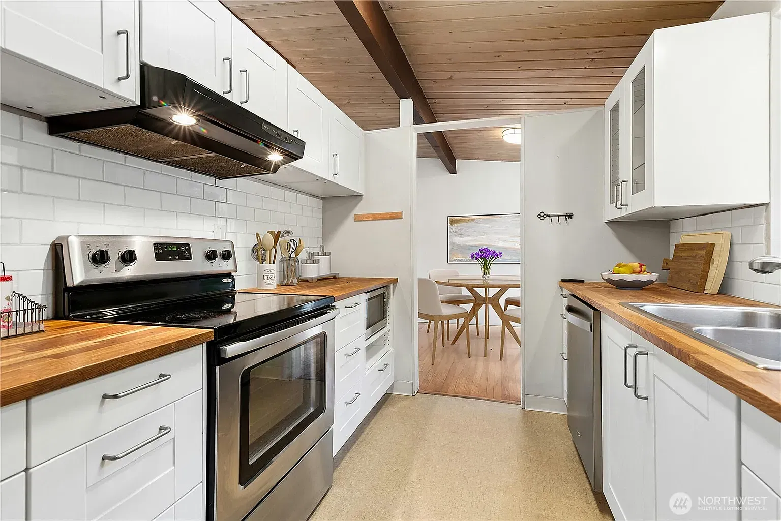 2 bed, 905 sqft, $2,750 — Photo 4