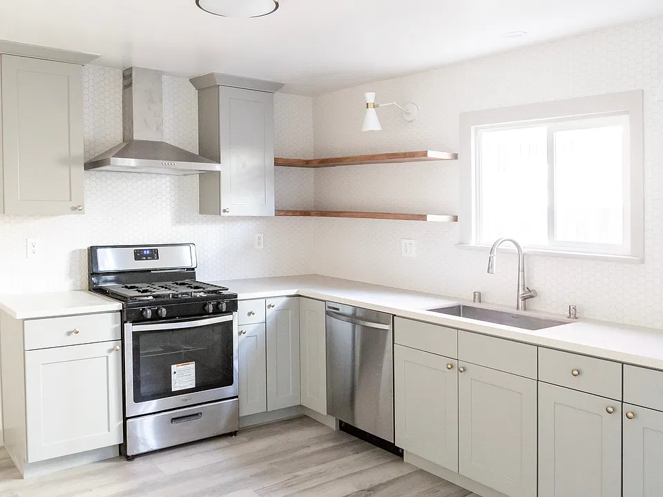 537 N Mar Vista Ave #537