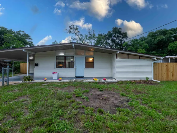 7441 Sandhurst Rd S, Jacksonville, FL 32277