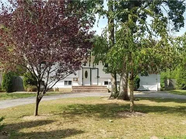 503 Nostrand Ave, Central Islip, NY 11722