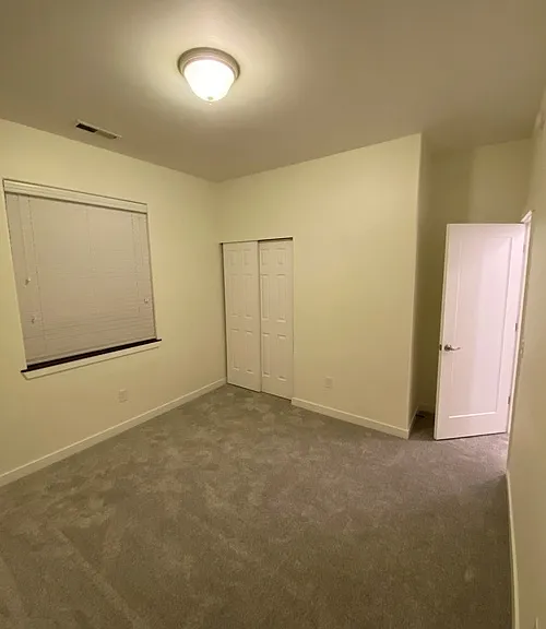1171 Newton St — Photo 26