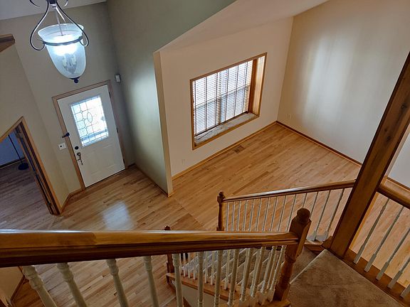 5th image of 7661 Fulmar Dr