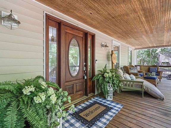 5th image of 206 Admiralty Way NW