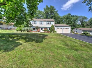 12 Taylor Rd, Marlboro, NJ 07746
