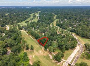 135 Jeb Stuart Ln, Conroe, TX 77302