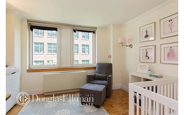 Rented by Douglas Elliman | media 17