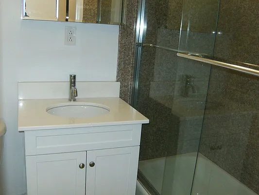 Rented by Sky Management | media 23