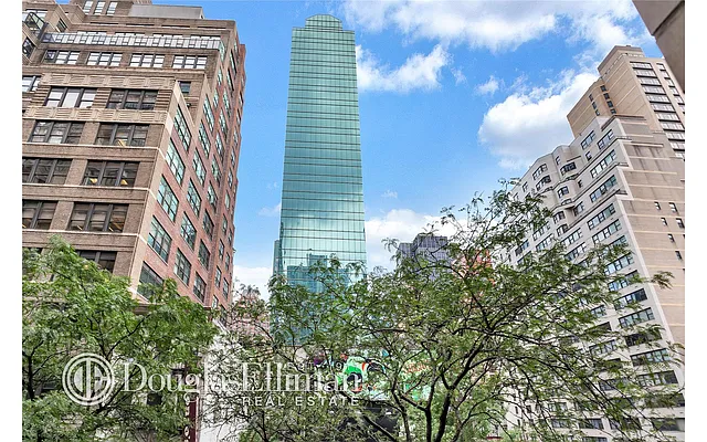 Sold by Douglas Elliman | media 10