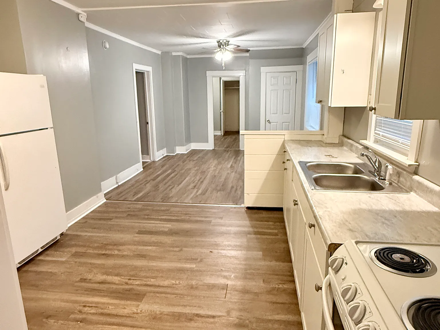 2 bed, $1,350 — Photo 1