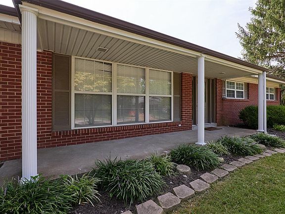 3rd image of 778 Montmartre Dr