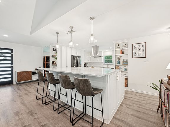 4th image of 9407 Arborhill Dr