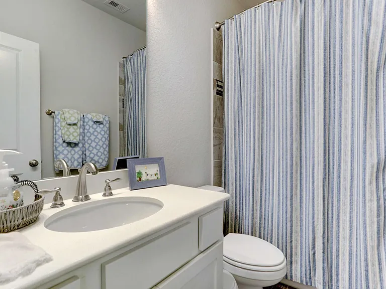 8126 Silverspot Ln — Photo 30