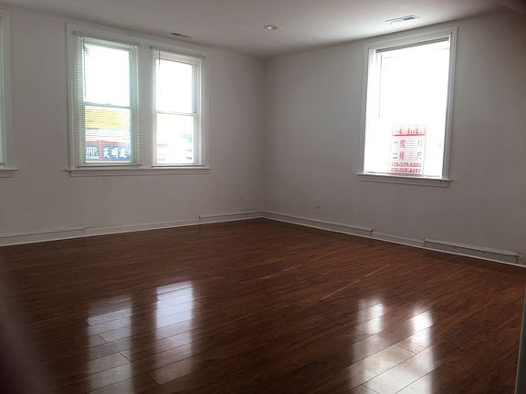 5th image of 7028 Castor Ave Floor 2