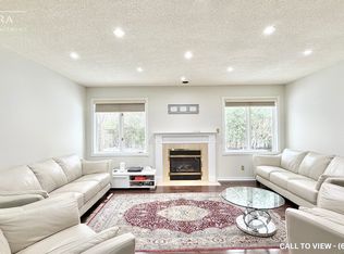 5364 Glen Erin Dr, Mississauga, ON L5M 5C2