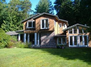 12390 Old Military Rd NE, Poulsbo, WA 98370