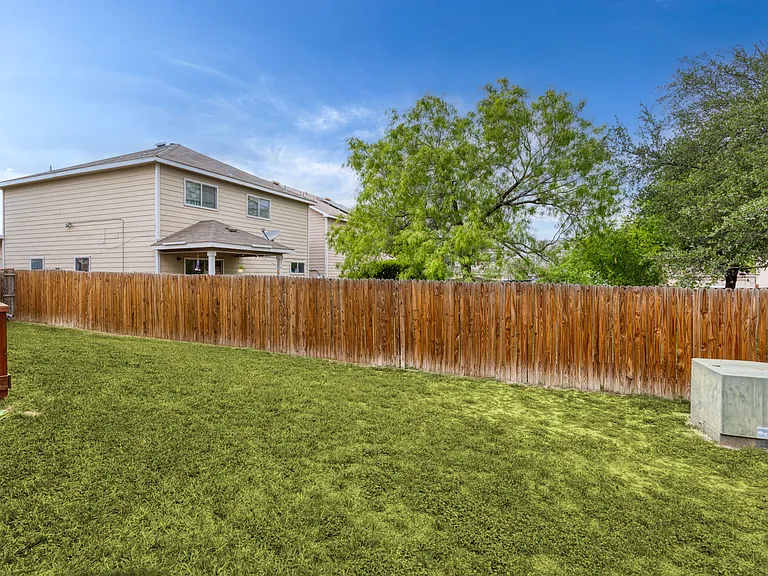 12411 Tallow Cir — Photo 25